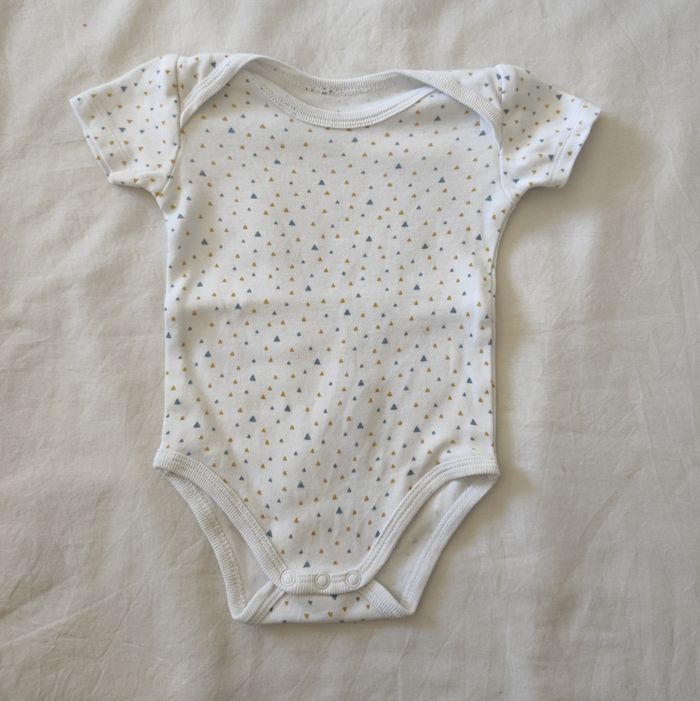 Lot de 4 bodies bébé 3 mois Influx garçon - photo numéro 2