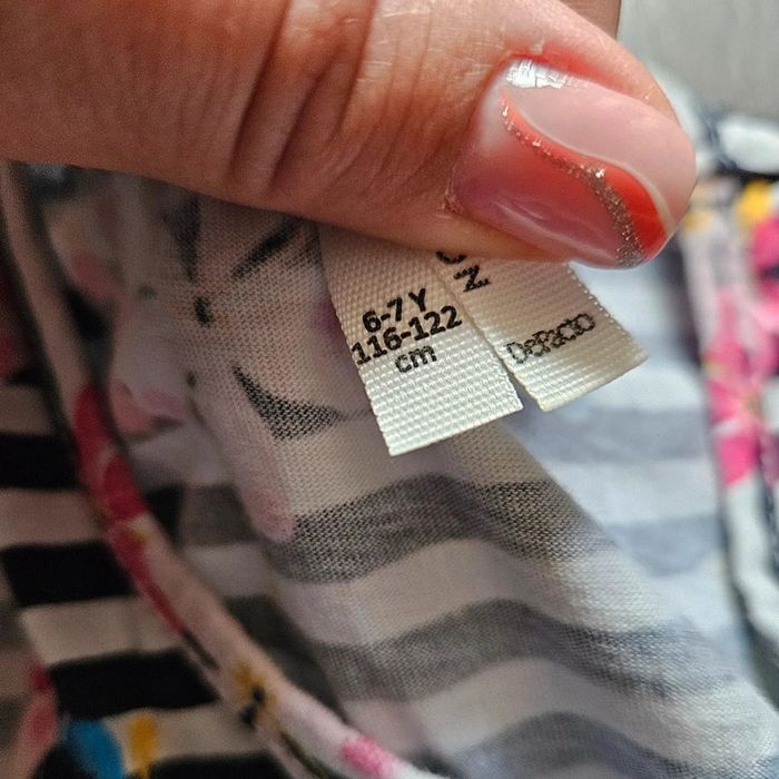 Robe Rayures et Fleurs Defacto Taille 6/7 ans 🌺 - photo numéro 3