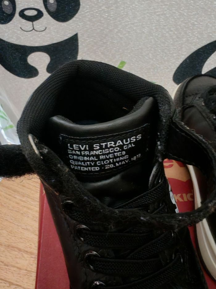Chaussures garçon Levi's pointure 25 - photo numéro 8