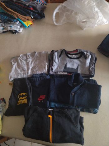 Lot de 14 pièces garçon de 18 mois.