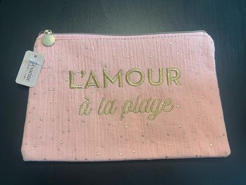 Pochette « L’amour à la plage »