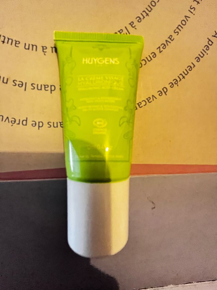 Soin visage à l’acide chlorhydrique