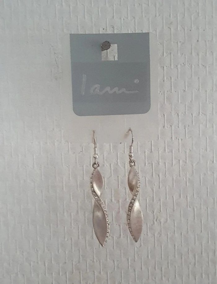 Boucles d'oreilles neuve