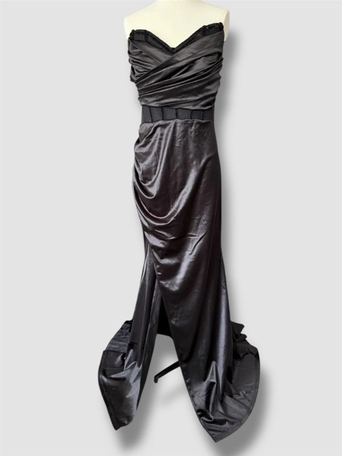 Robe de soirée noire - photo numéro 4