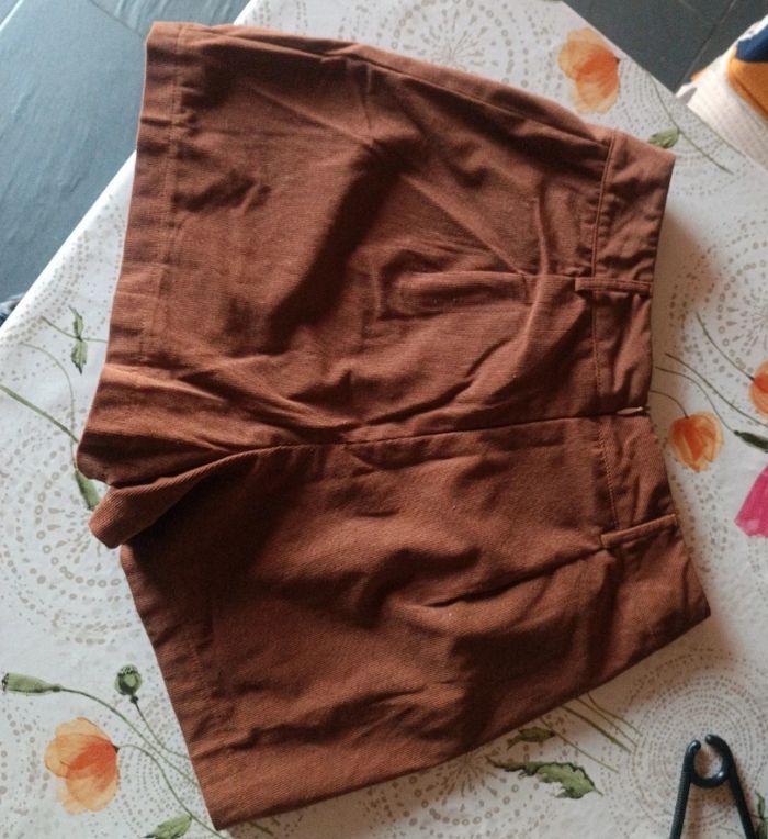 Jupe short marron velour - photo numéro 2