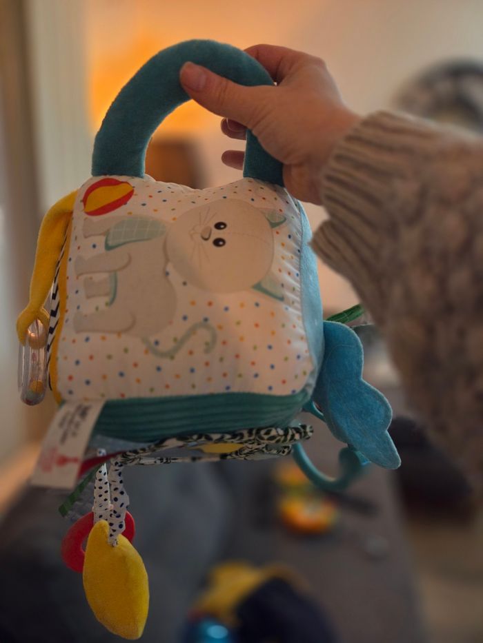 Lot jouets éveil - photo numéro 2