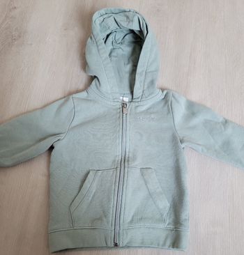Veste gilet zippé à capuche 3 ans 