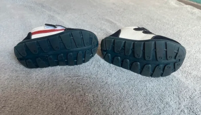 Chaussures garçon, pointure 19 - photo numéro 3