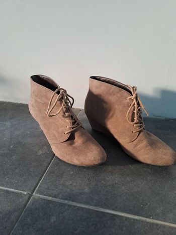 Jolie bottines beige