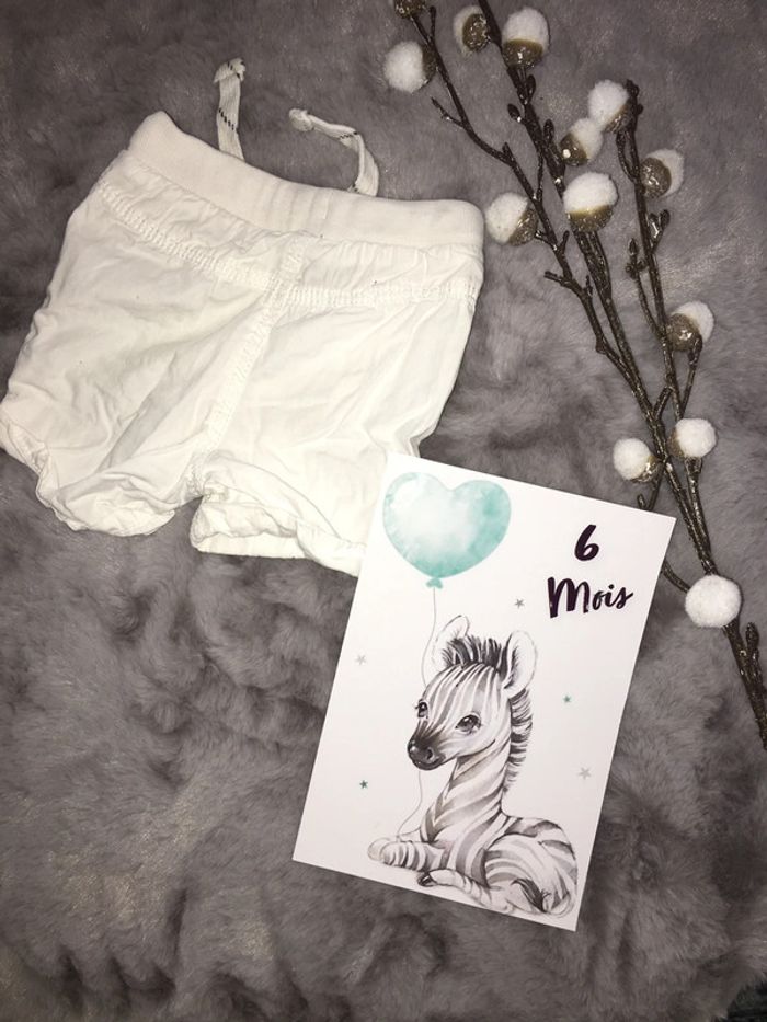 Lot pantalon et short blanc 6 mois - photo numéro 3