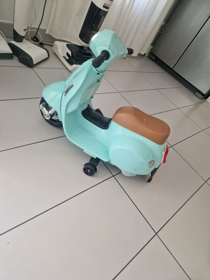 moto vespa enfant - photo numéro 3