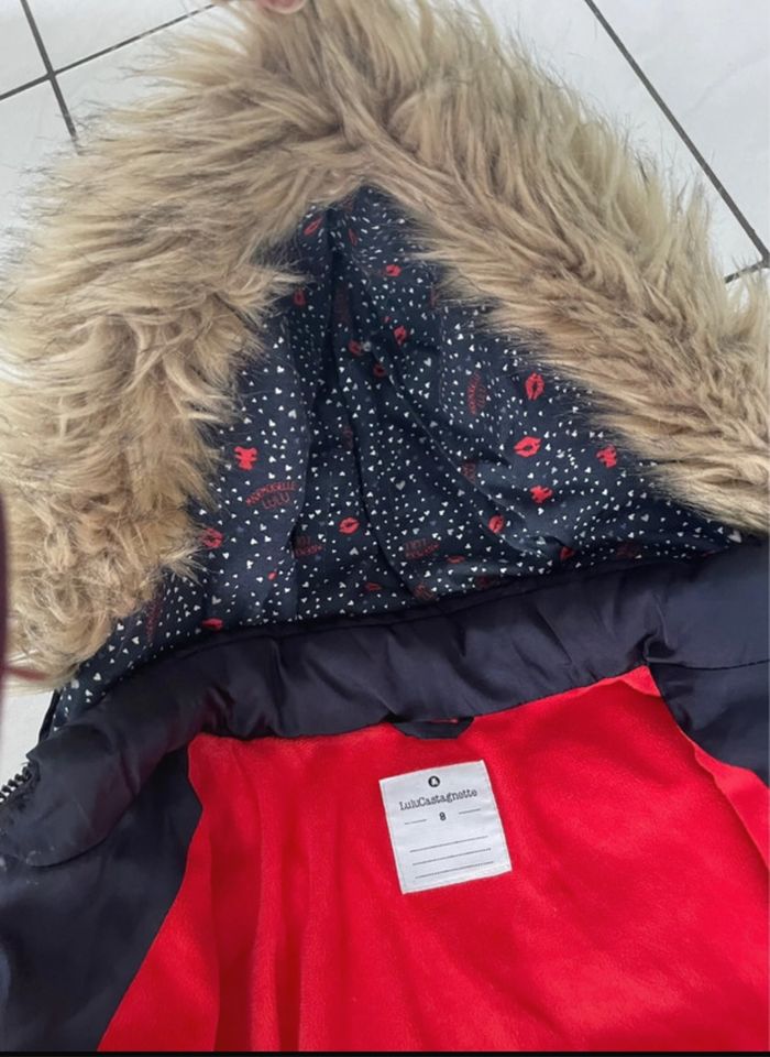 Beau manteau doudoune chaud T 8 ans Lulu Castagnette bleu marine Très bon état - photo numéro 3