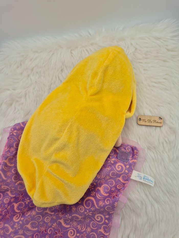 Peluche Doudou Pincesse Bébé Raiponce Disney Babies couverture rose violet - photo numéro 4