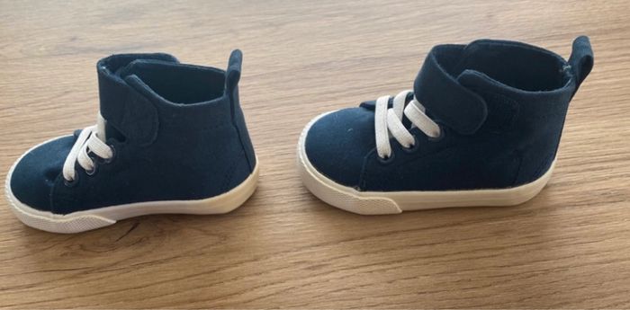 Chaussure bébé - photo numéro 2