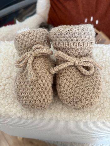 Chaussons mixte marron beige bébé