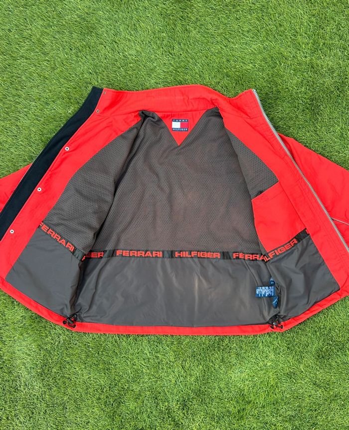 Veste Hilfiger x Ferrari x Marlboro - photo numéro 12