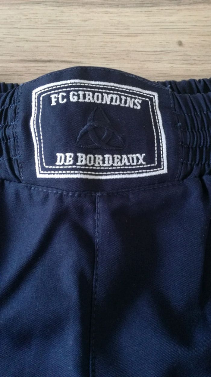 Short et Chaussettes - photo numéro 5