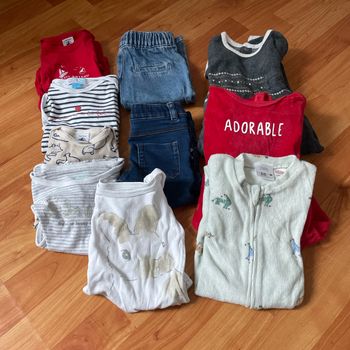 Lot vêtements bébé