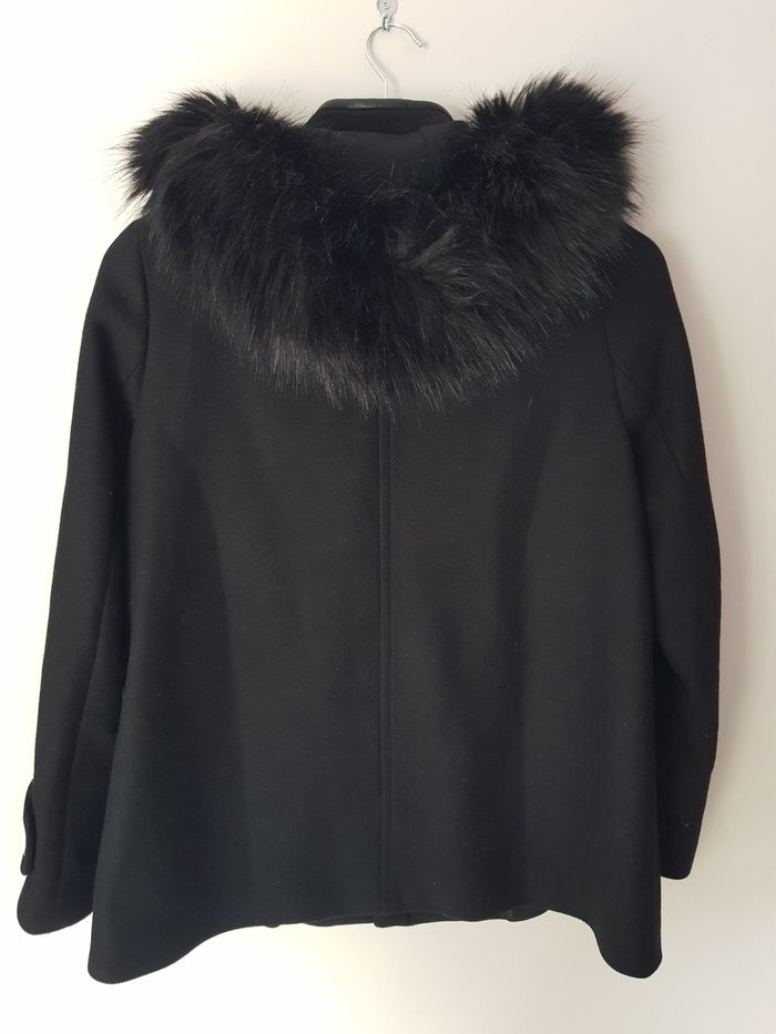 Magnifique manteau à capuche fausses fourrure taille 38 Zara - photo numéro 9