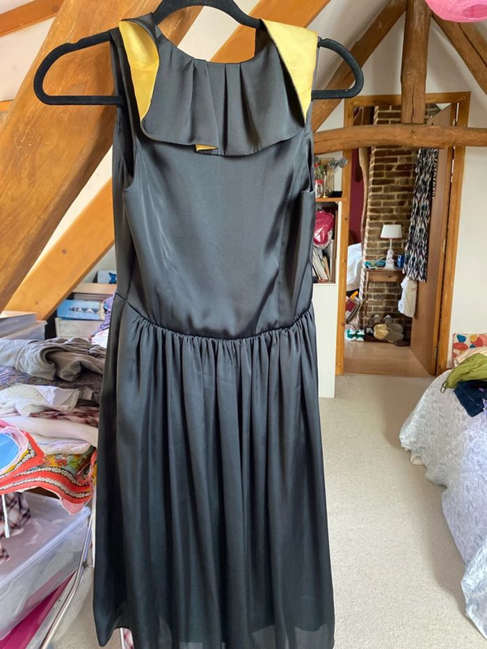 Robe cérémonie satinée noir et dorée XS - photo numéro 6
