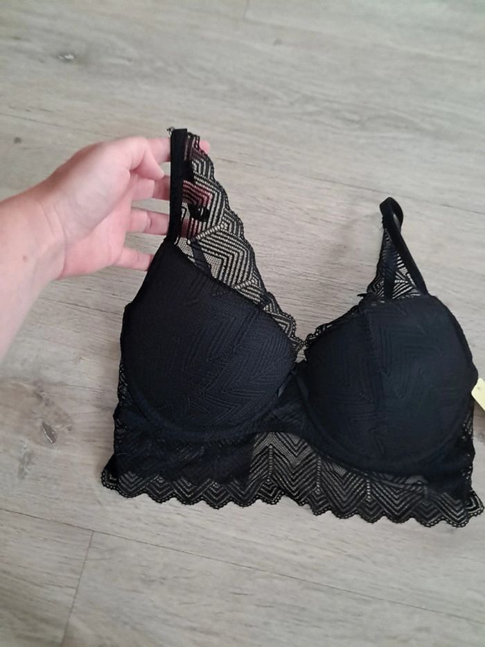 Soutien gorge noir neuf - photo numéro 2