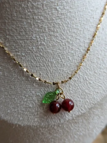 Collier pendentif Cerise 🍒