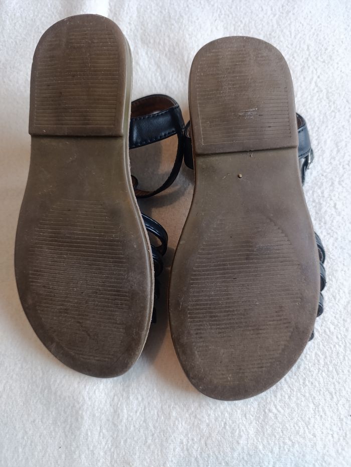 Nus pieds - photo numéro 3
