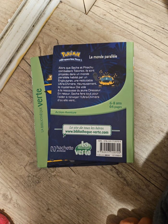 Livre pokemon - photo numéro 2