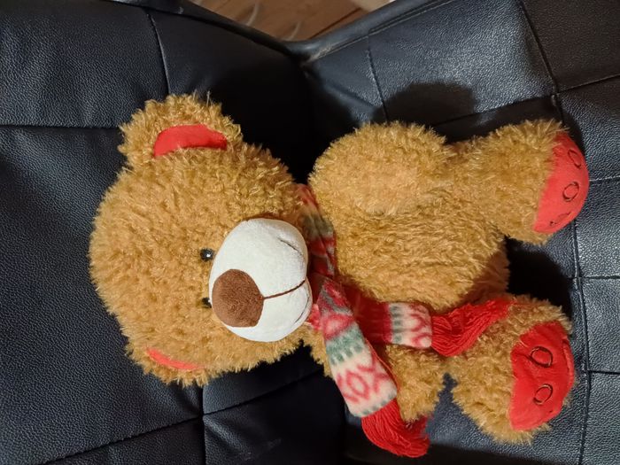ours en peluche de 35 cm