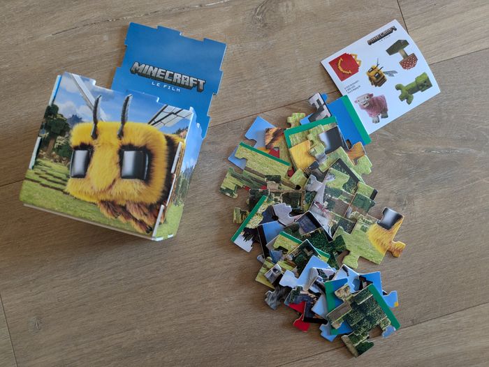 Puzzles MINECRAFT neufs ( Jeu Mc Donald's 2025 ) - photo numéro 3