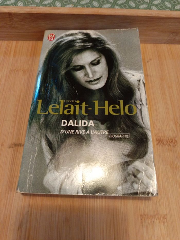 Biographie Dalida d une rive à l autre - photo numéro 2