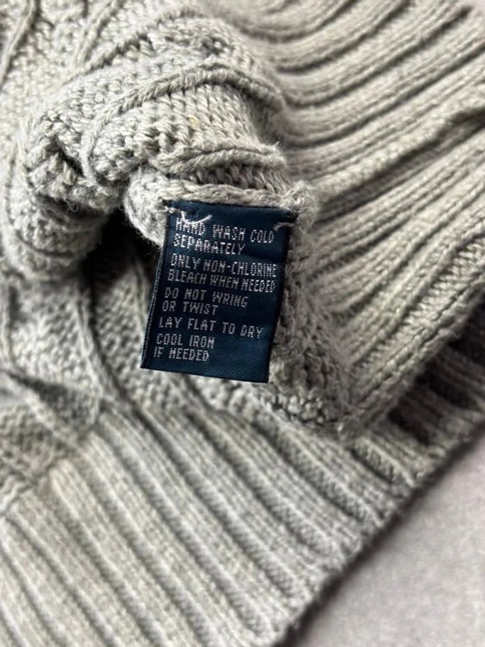 Pull d’hiver torsadé en maille Ralph Lauren col rond gris logo bleu marine taille XL - photo numéro 9