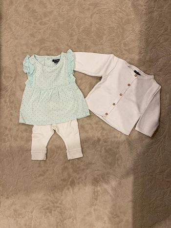 Ensemble bébé fille 1 mois