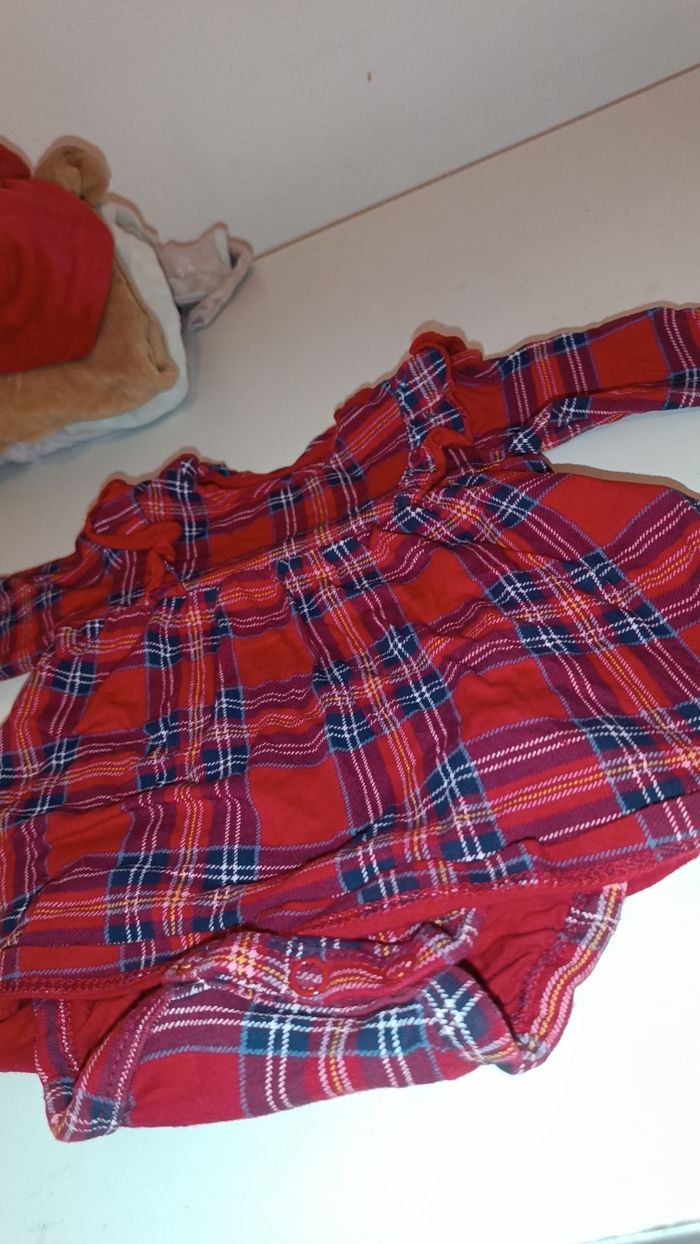 Vêtements bébé - photo numéro 2