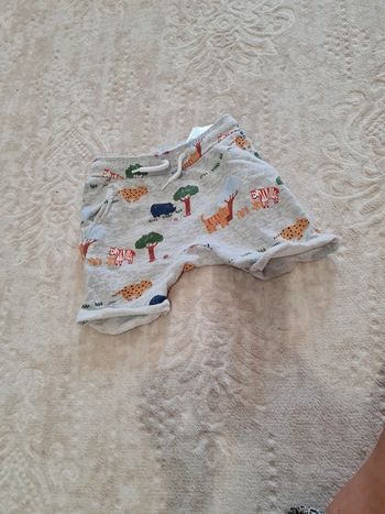 Short garcon 9/12 mois
