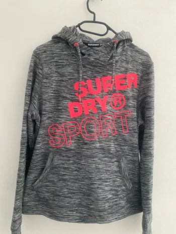 Sweat a capuche Superdry