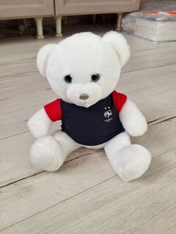 Peluche ours ourson blanc la boutique FFF foot France 25 cm