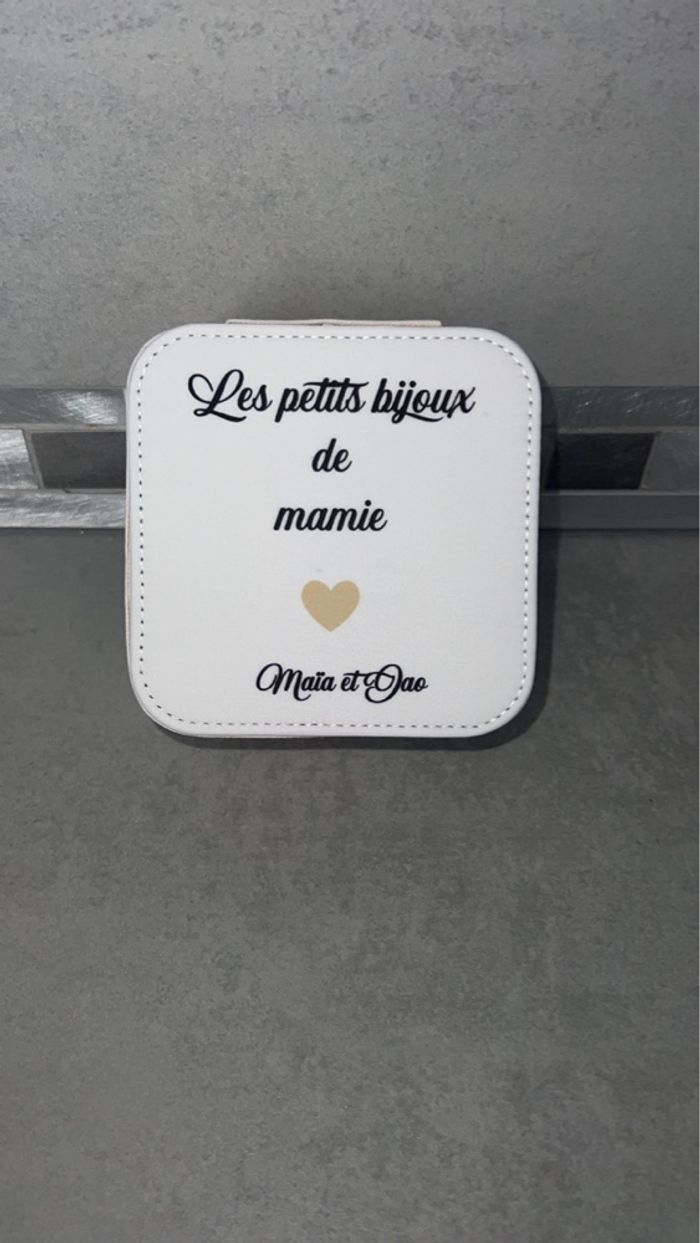 Boîte à bijoux personnalisée - photo numéro 5