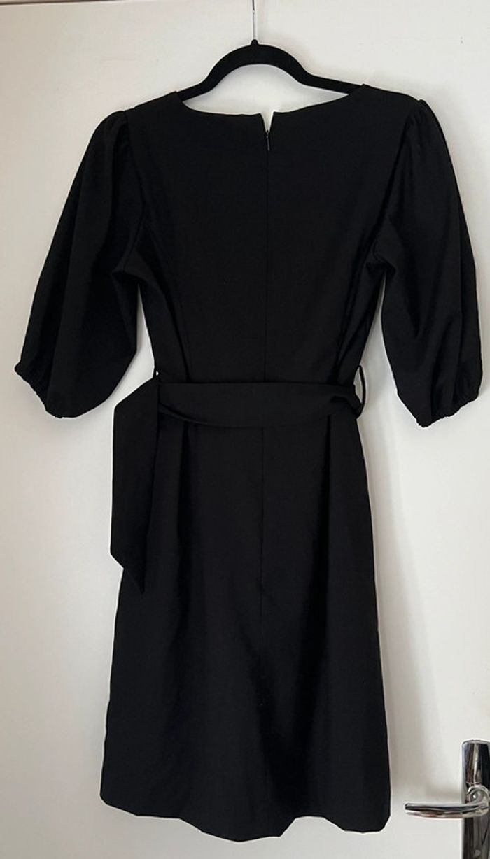 Robe noire Mango avec ceinture Taille S-M - photo numéro 6