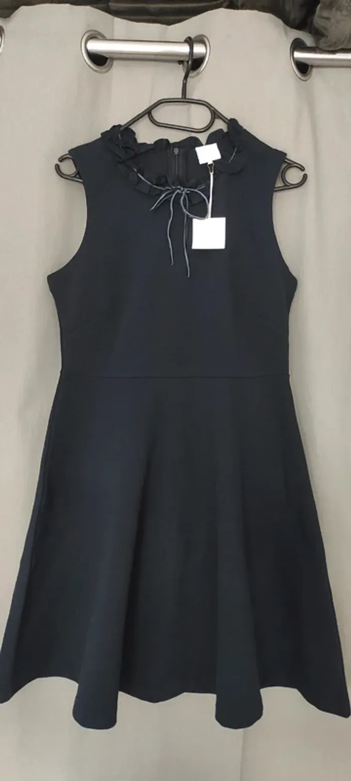Robe type patineuse neuve Karl Marc John - photo numéro 2