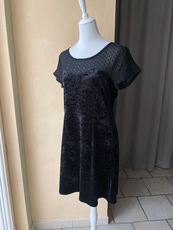 Robe noire en velours InExtensi 44
