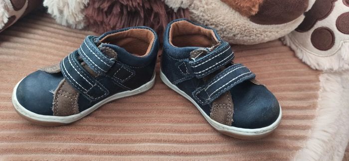 Chaussure garçon taille 18 - photo numéro 3