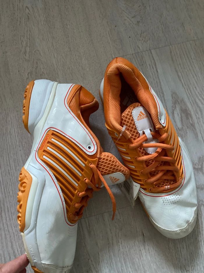 Chaussures Baskets Adidas pointure 40 Neuve - photo numéro 2