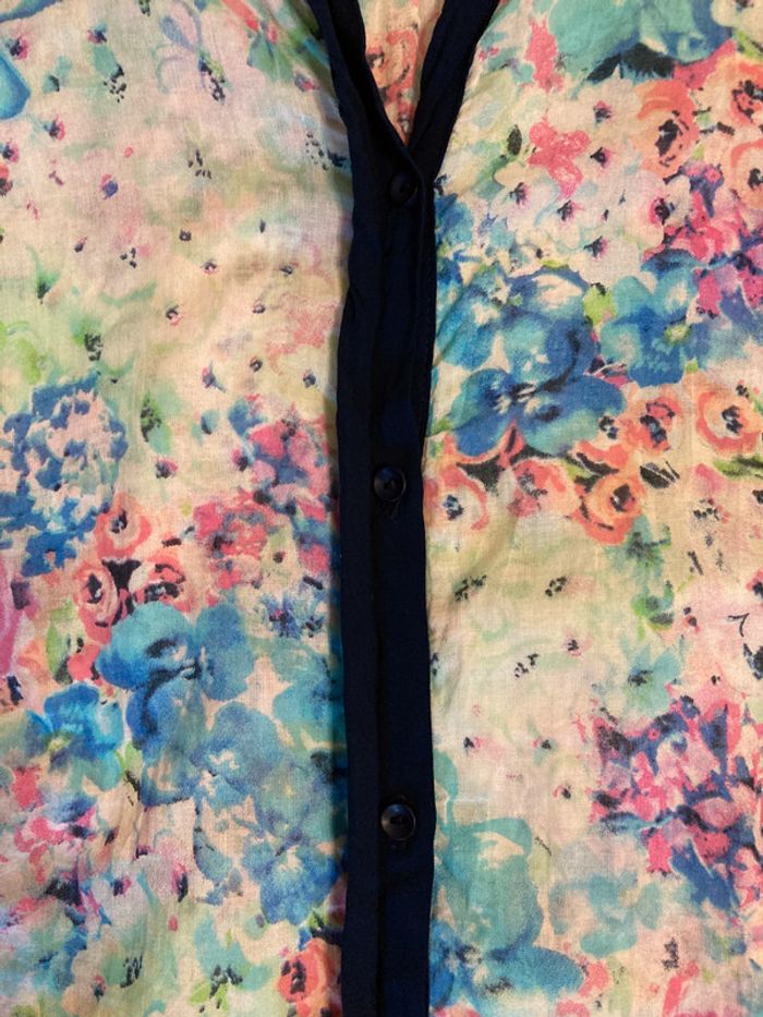 jolie Chemise légère Fleurie bleue Bershka – S / 36 - photo numéro 4