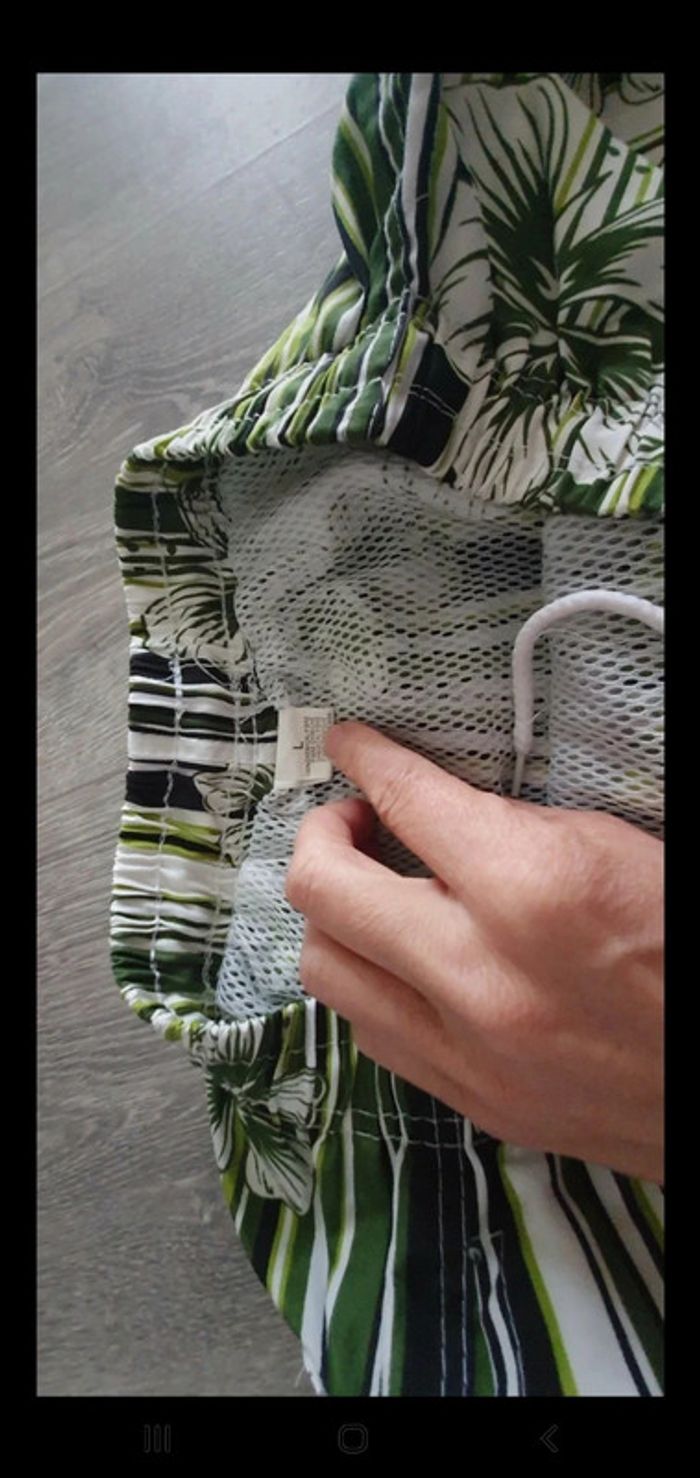 Short de bain taille m - photo numéro 2
