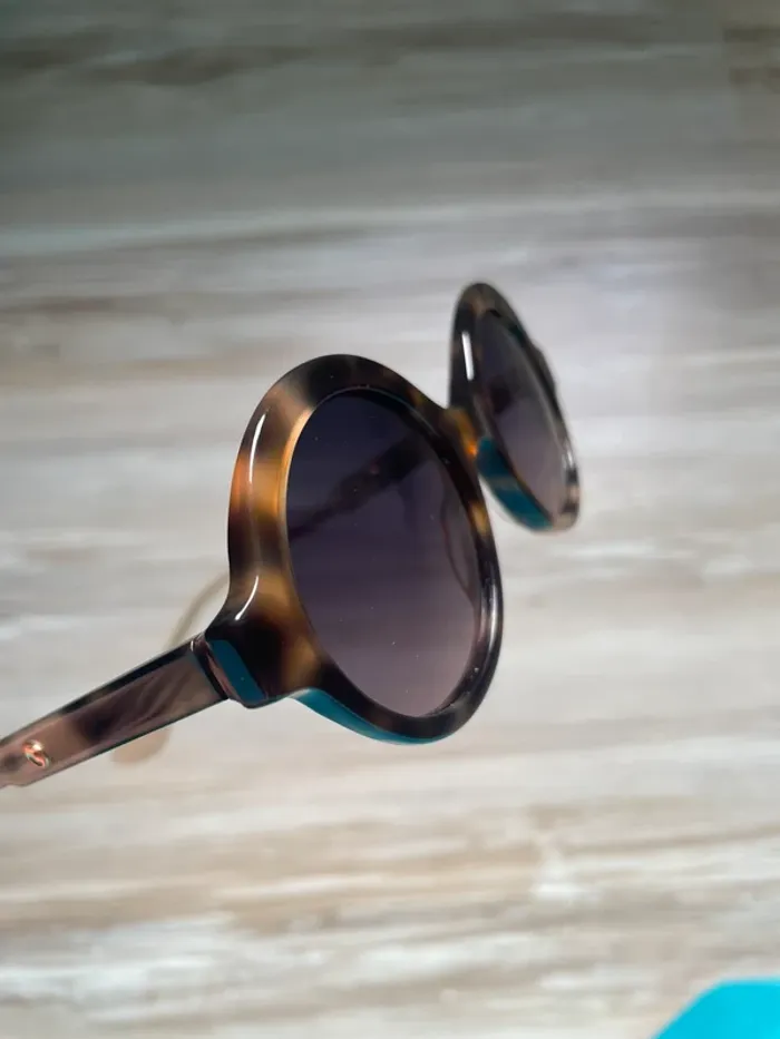 Lunettes de soleil Vanessa Bruno - photo numéro 4