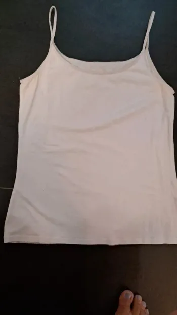 Top beige, environ taille 40/42