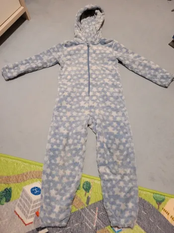 Surpyjama velours taille 7 ans