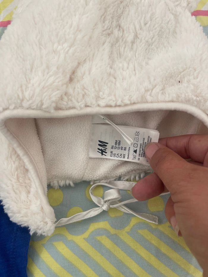 Bonnet fourrure ourson H&M taille 12 18 mois très bon état - photo numéro 2