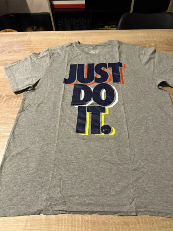 Teeshirt